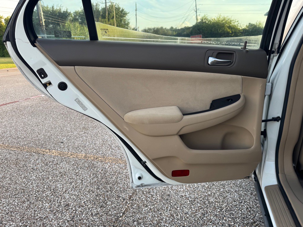 2007 Honda Accord Image 20