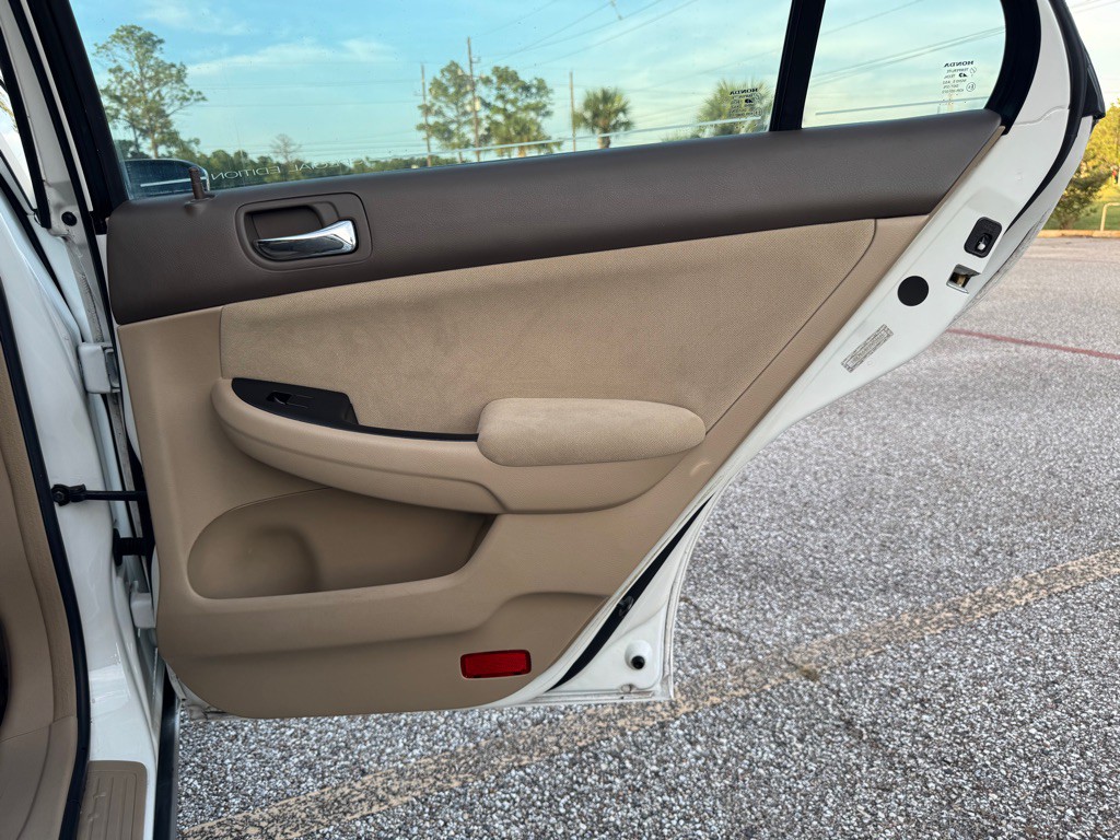 2007 Honda Accord Image 21