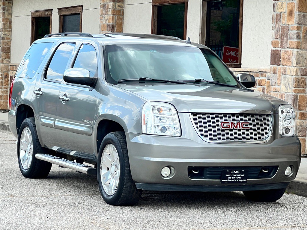 2008 GMC Yukon Image 3