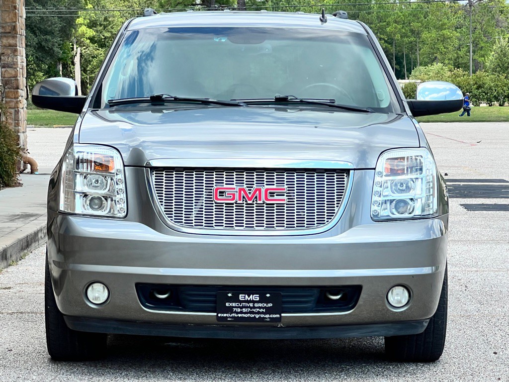 2008 GMC Yukon Image 6