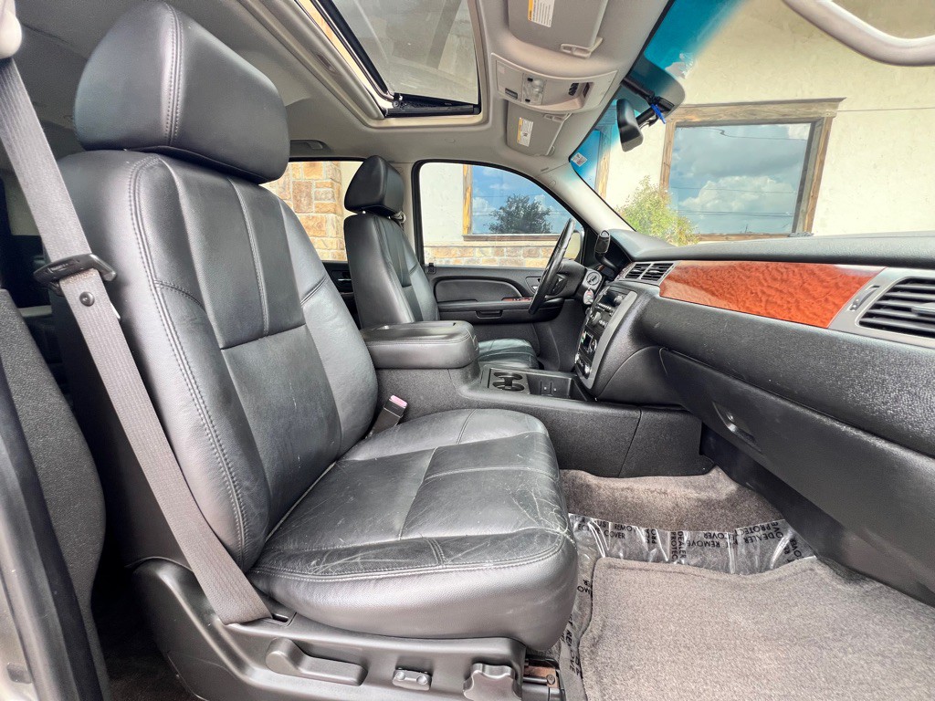 2008 GMC Yukon Image 12