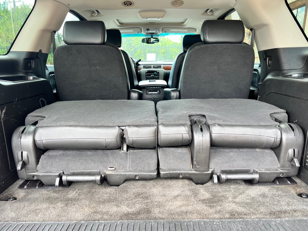 2008 GMC Yukon Image 16