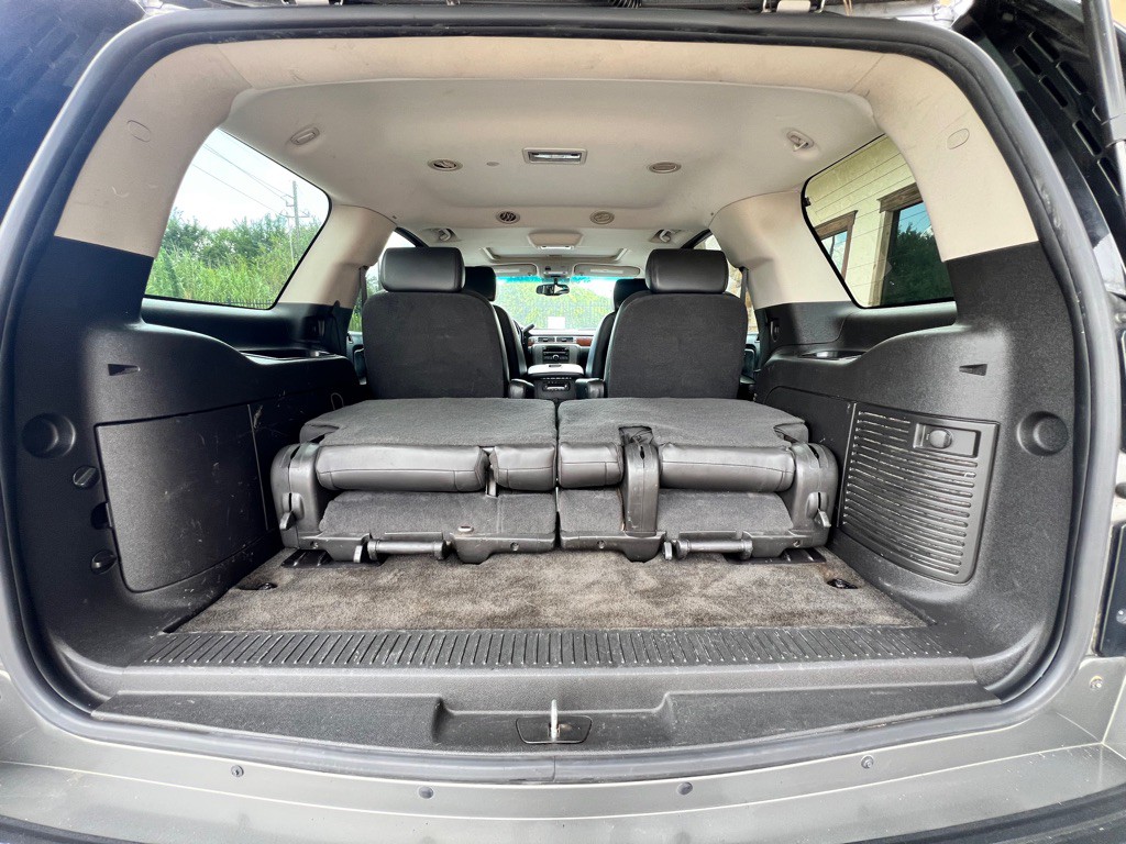 2008 GMC Yukon Image 17