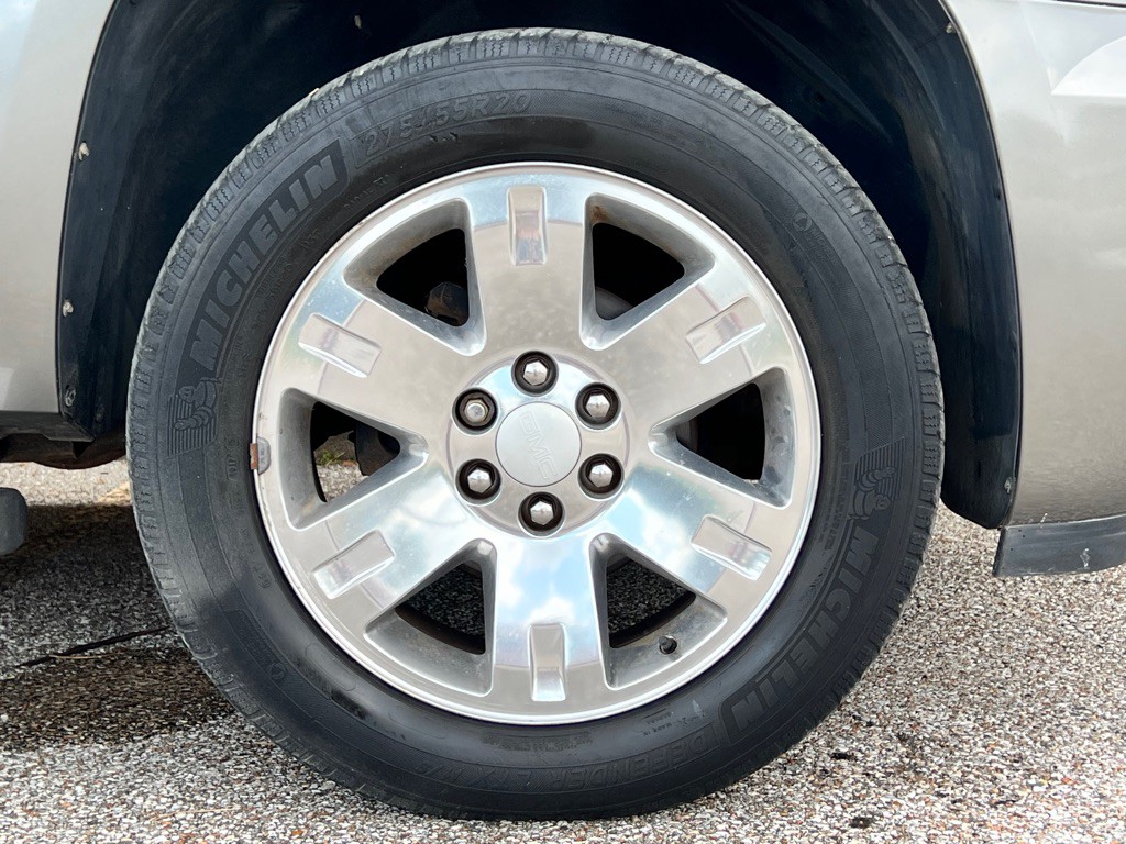 2008 GMC Yukon Image 22
