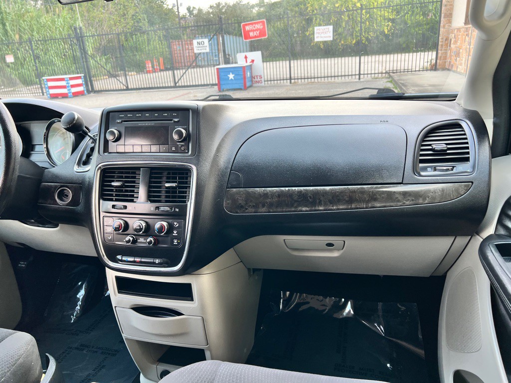 2013 Dodge Grand Caravan Image 14