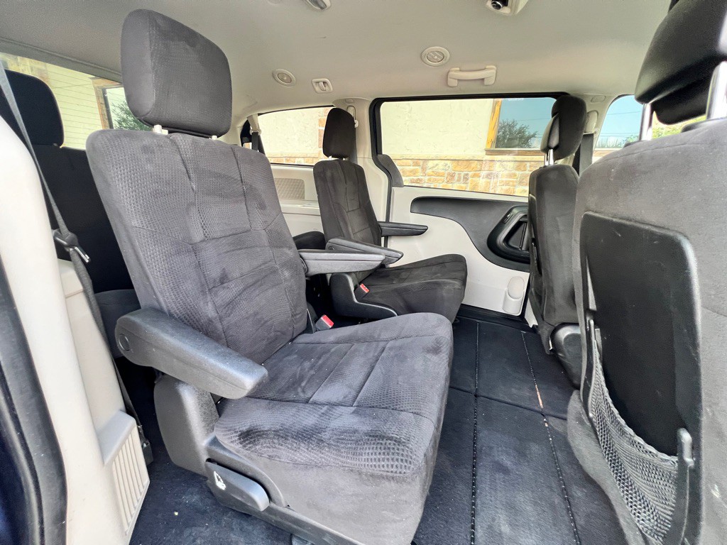 2013 Dodge Grand Caravan Image 16