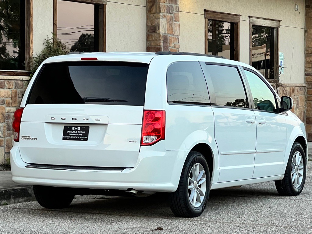 2015 Dodge Grand Caravan Image 4