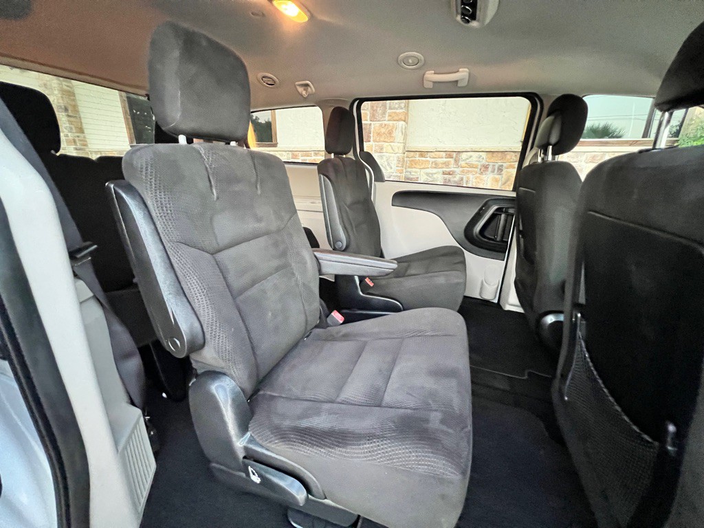 2015 Dodge Grand Caravan Image 15