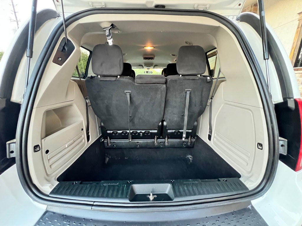 2015 Dodge Grand Caravan Image 20