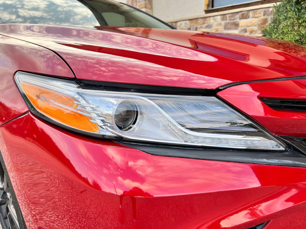 2019 Toyota Camry Image 10