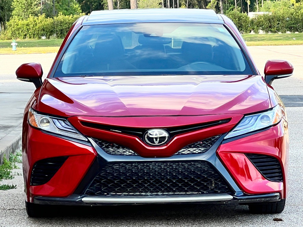 2019 Toyota Camry Image 8