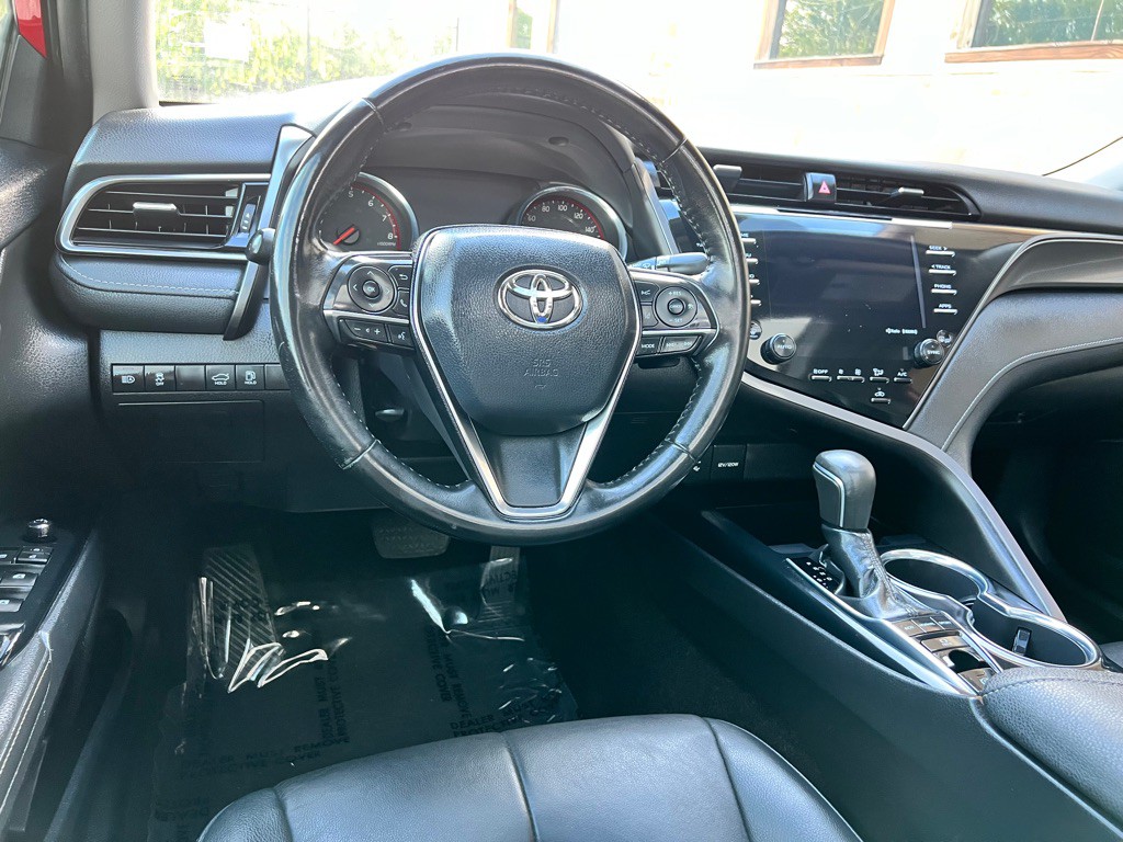 2019 Toyota Camry Image 13