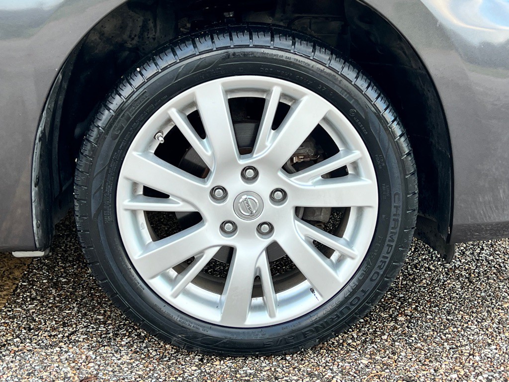 2013 Nissan Sentra Image 16