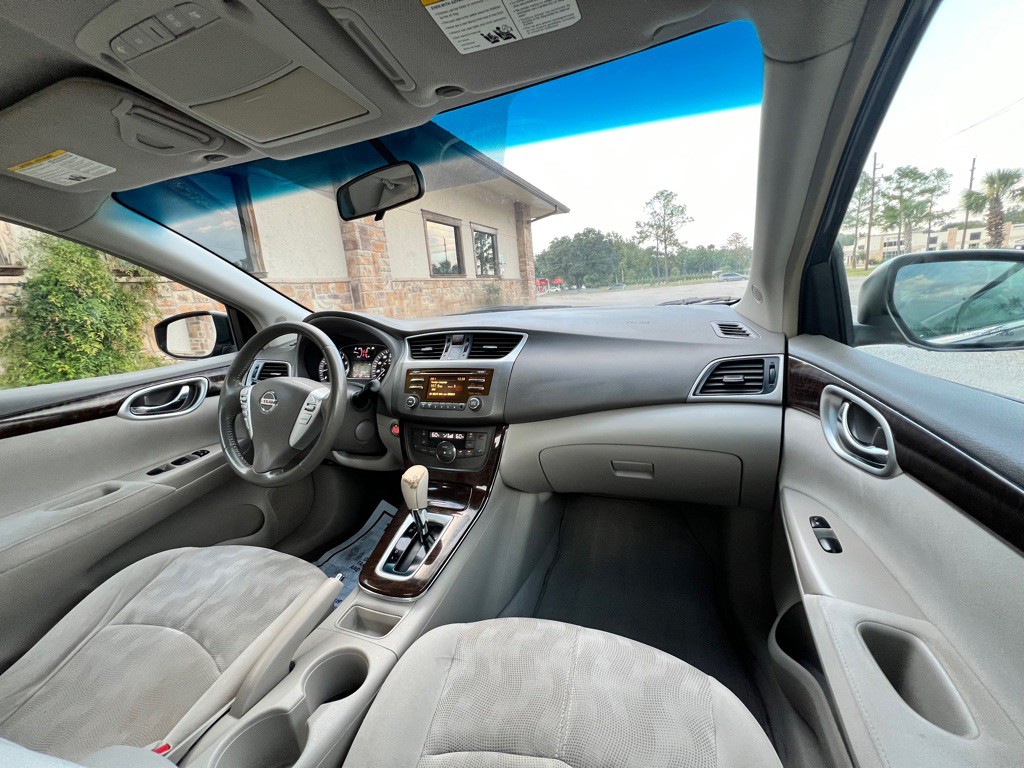 2013 Nissan Sentra Image 23