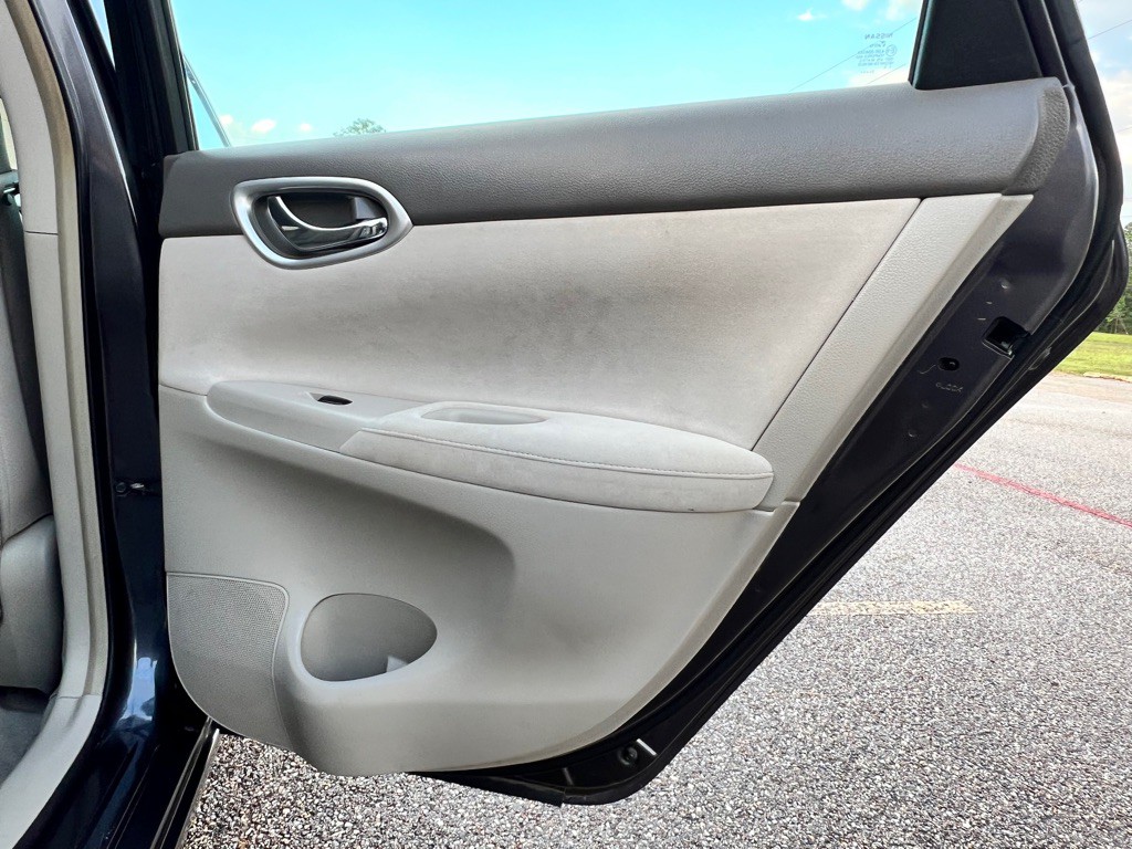 2013 Nissan Sentra Image 28