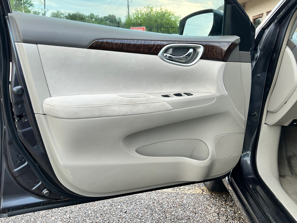 2013 Nissan Sentra Image 29