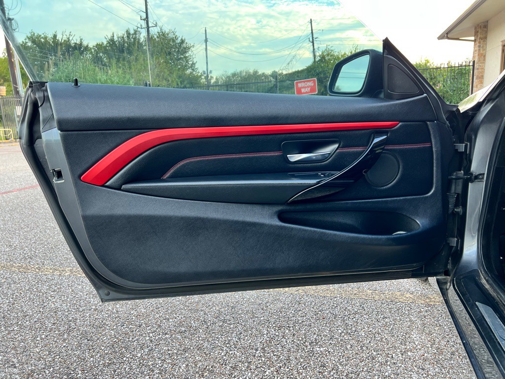 2014 BMW 4 Series Image 17