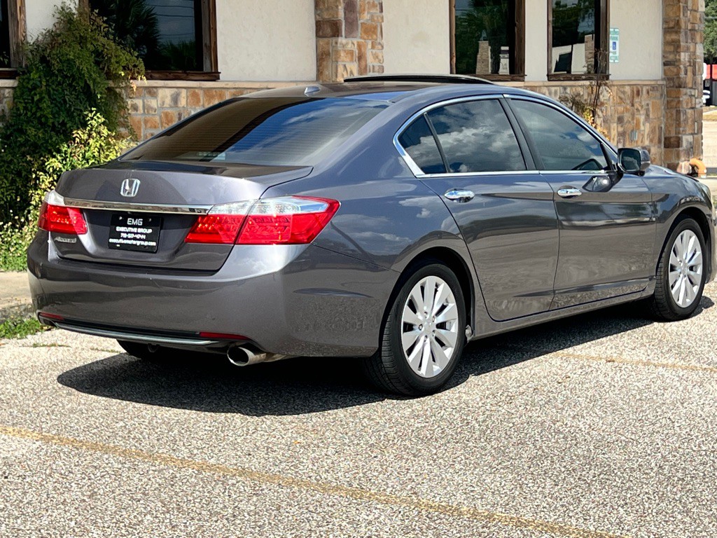 2015 Honda Accord Image 5