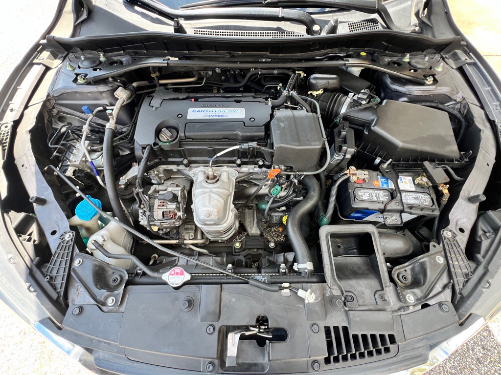 2015 Honda Accord Image 29