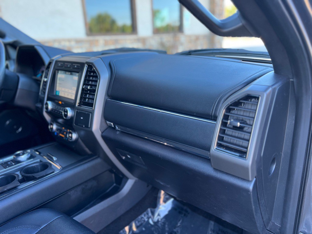 2019 Ford Expedition Image 16