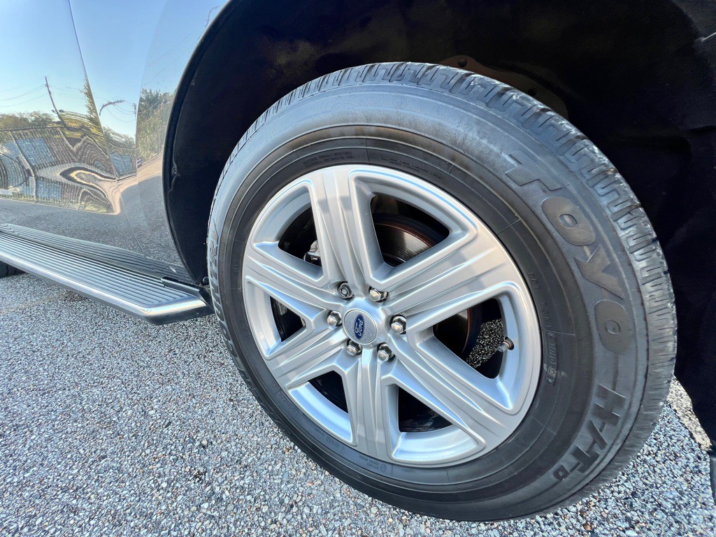 2019 Ford Expedition Image 35