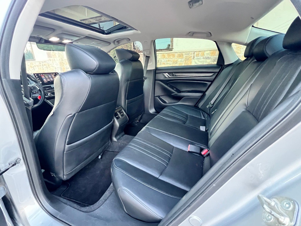 2018 Honda Accord Image 19