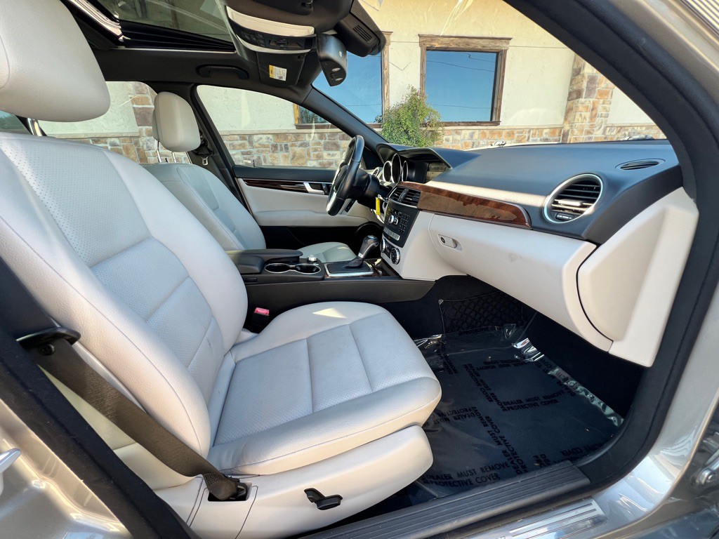 2013 Mercedes-Benz C-Class Image 20