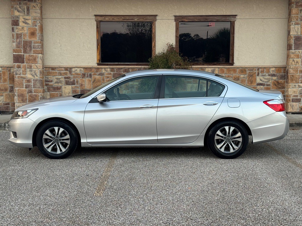 2015 Honda Accord Image 2