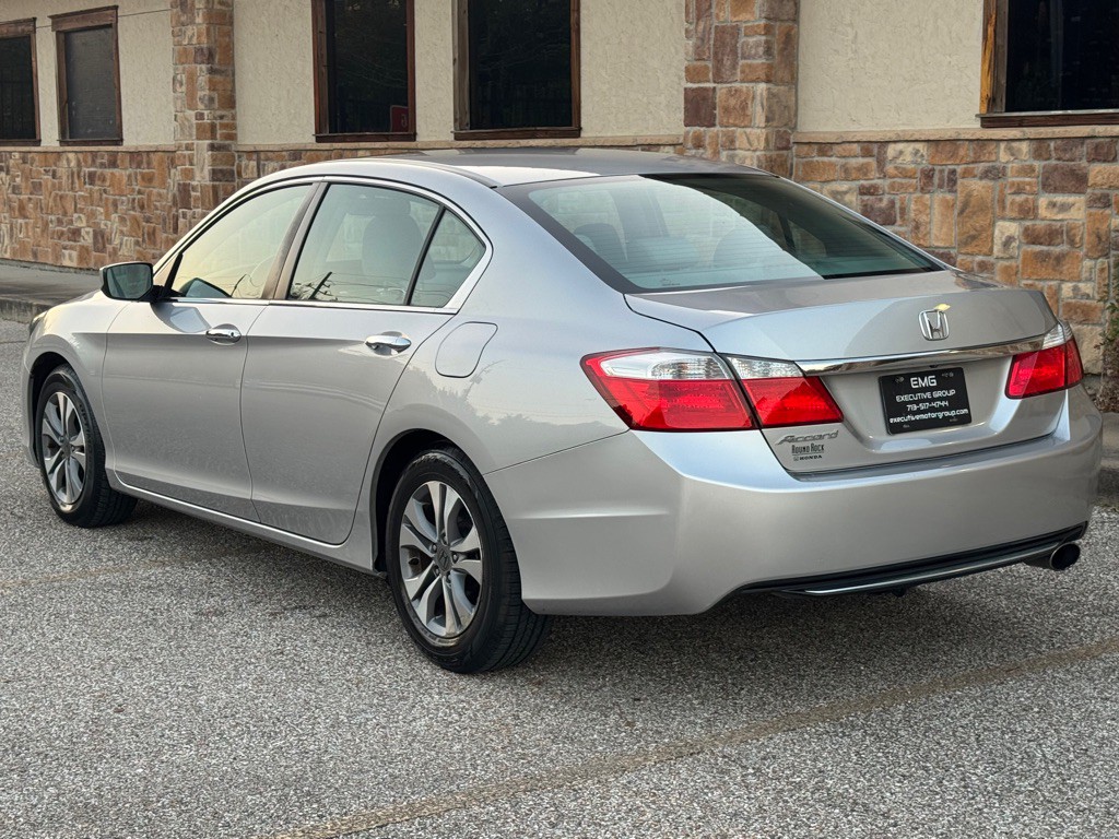 2015 Honda Accord Image 3