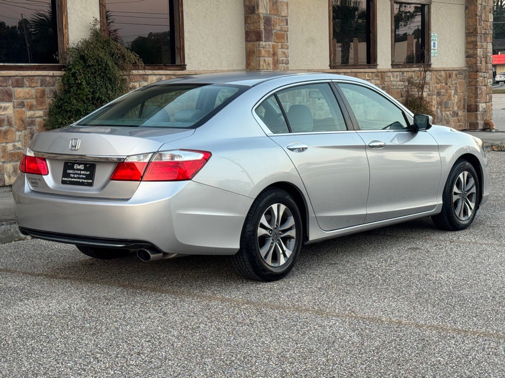 2015 Honda Accord Image 5