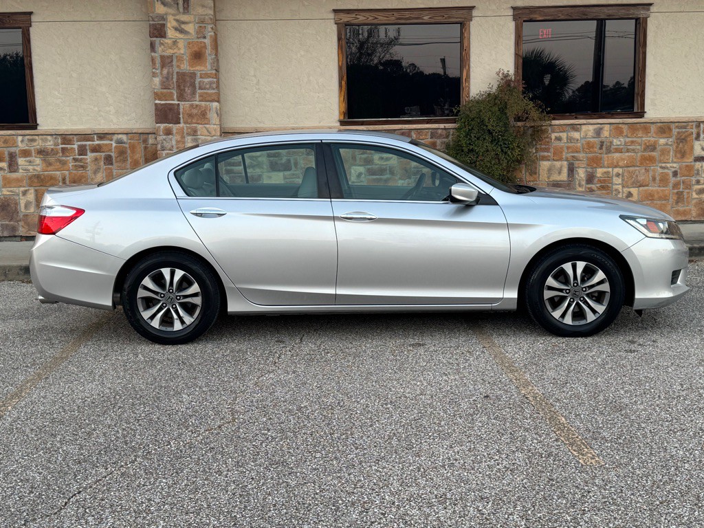 2015 Honda Accord Image 6