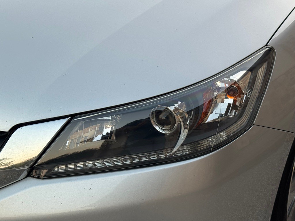 2015 Honda Accord Image 10