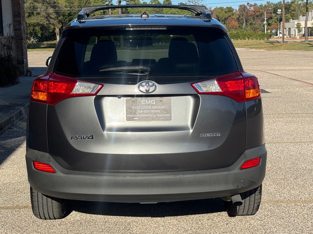 2015 Toyota Rav4 Image 4