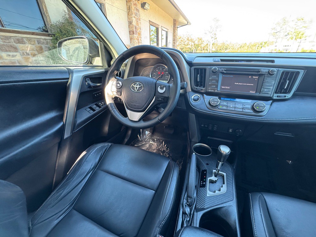 2015 Toyota Rav4 Image 15