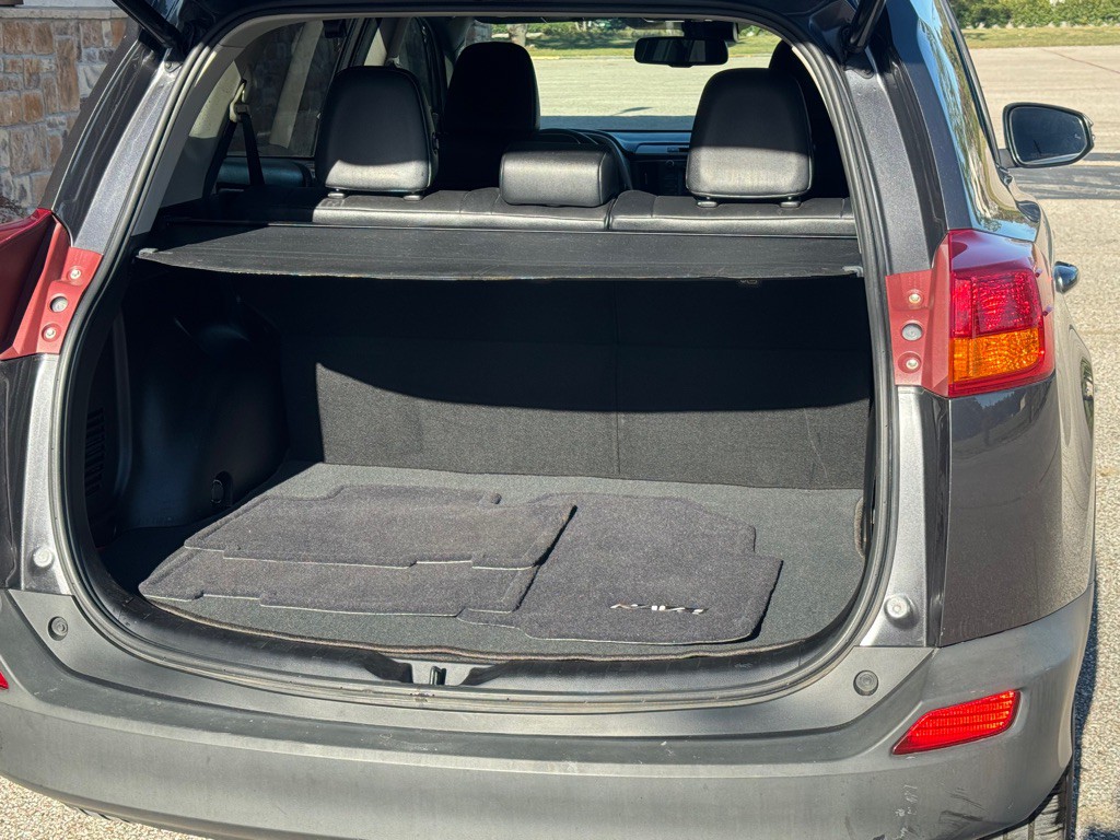 2015 Toyota Rav4 Image 29