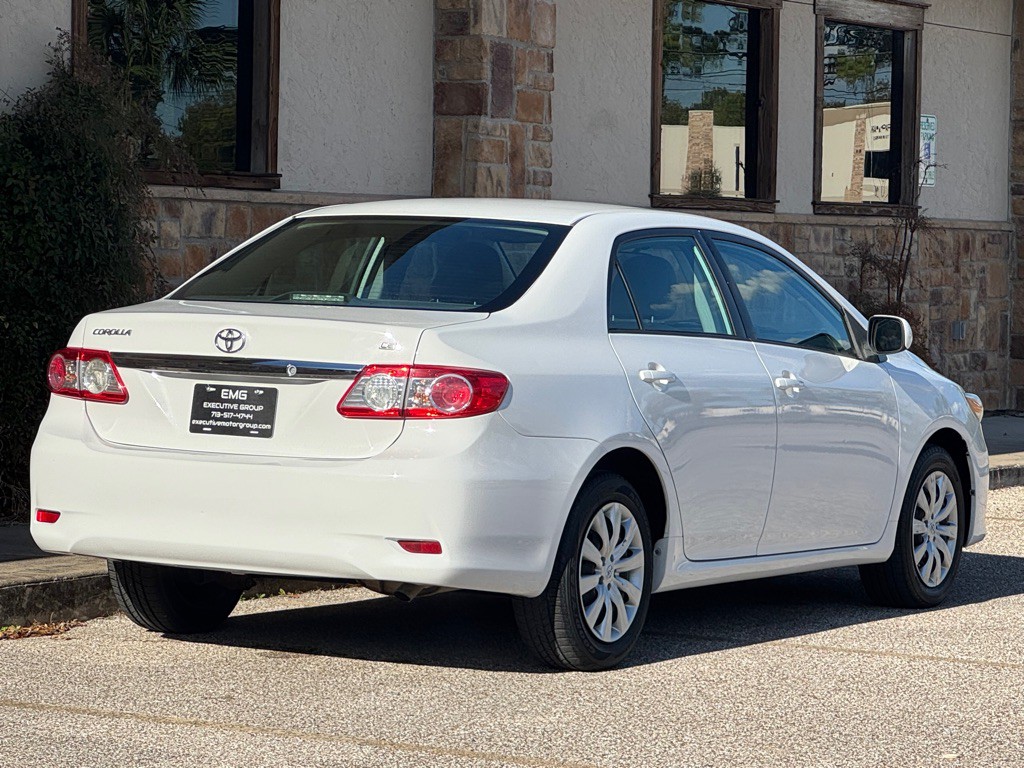 2012 Toyota Corolla Image 5