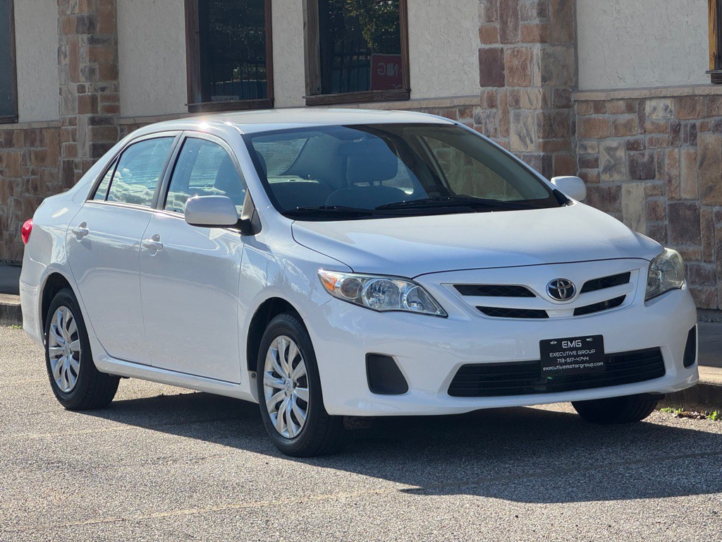 2012 Toyota Corolla Image 7