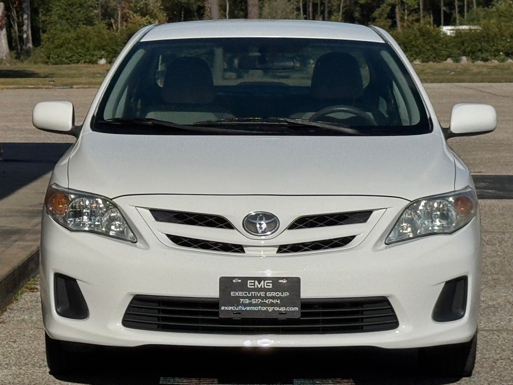 2012 Toyota Corolla Image 8