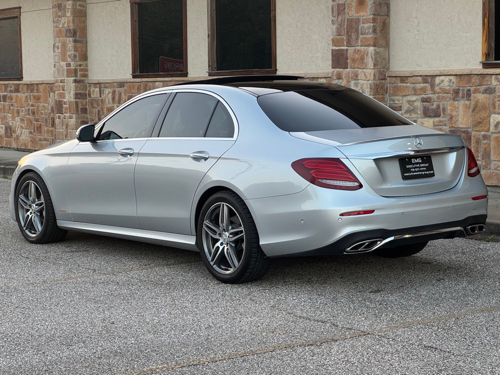 2017 Mercedes-Benz E-Class Image 3
