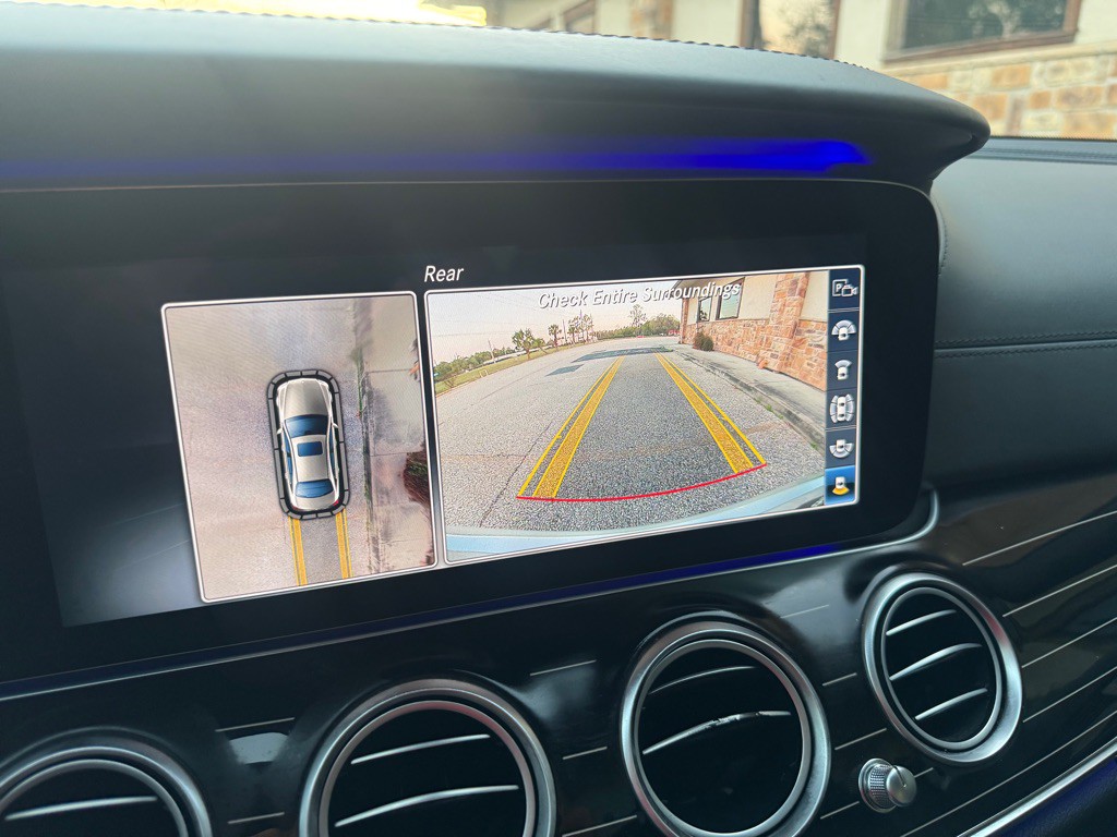 2017 Mercedes-Benz E-Class Image 25