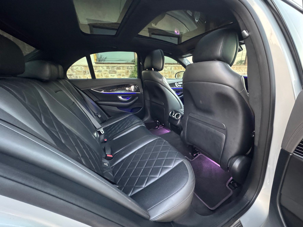 2017 Mercedes-Benz E-Class Image 31