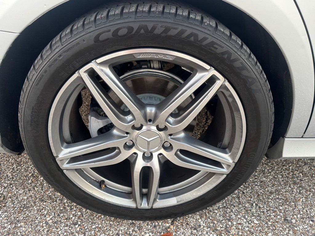 2017 Mercedes-Benz E-Class Image 43