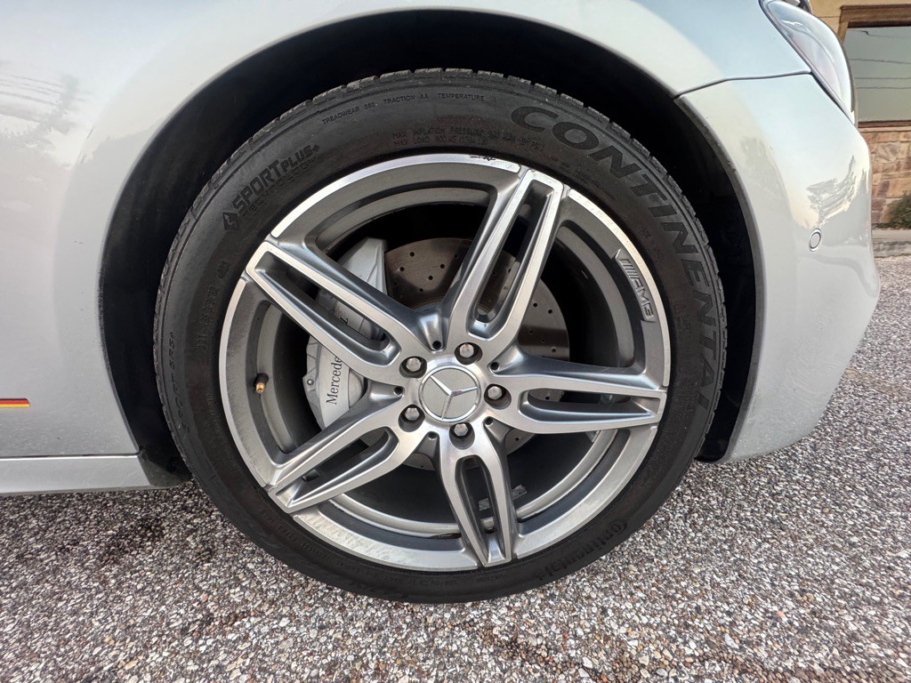 2017 Mercedes-Benz E-Class Image 44