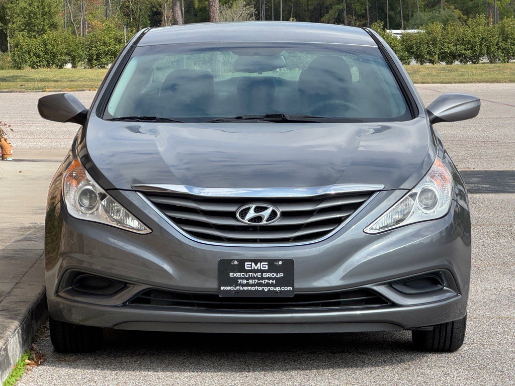 2012 Hyundai Sonata Image 8
