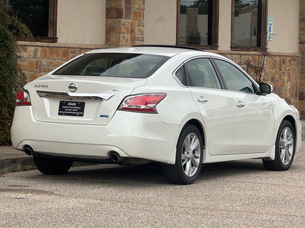 2014 Nissan Altima Image 4