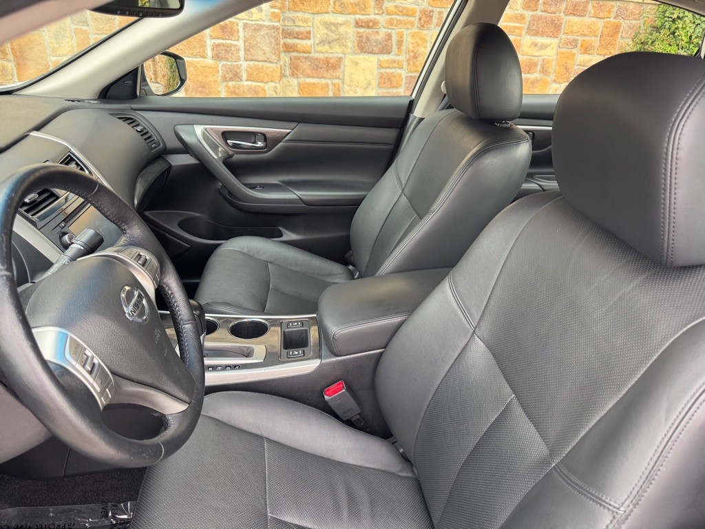 2014 Nissan Altima Image 10