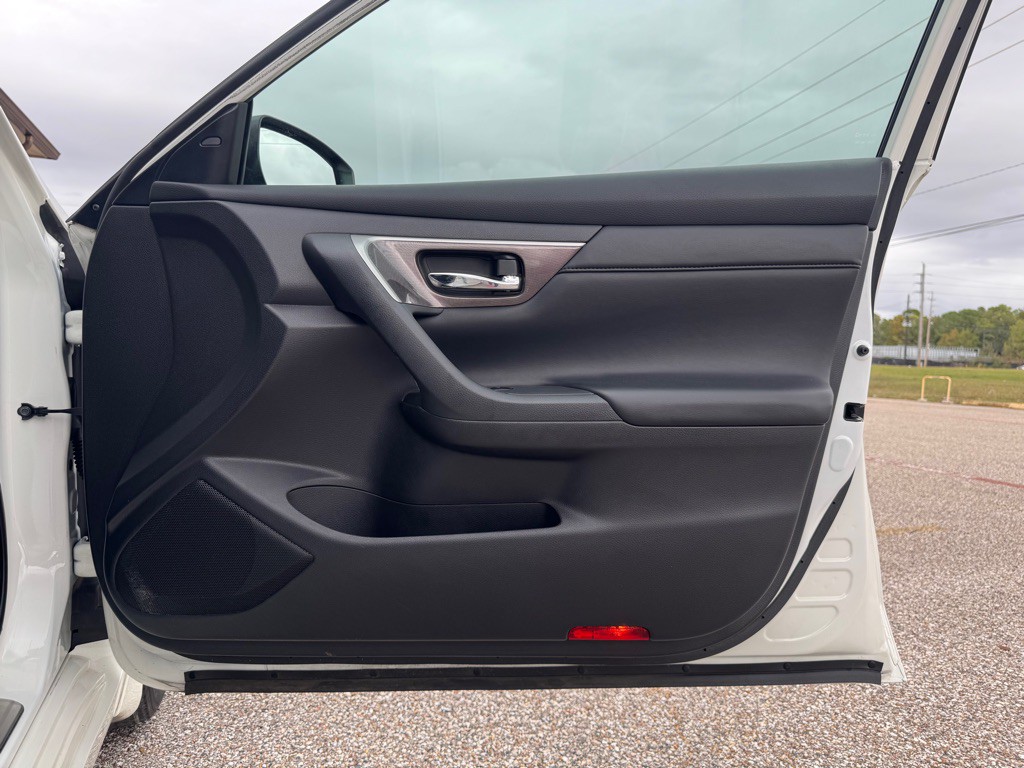 2014 Nissan Altima Image 20