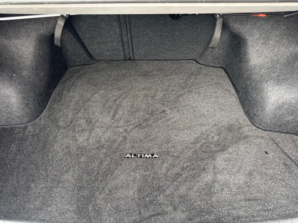 2014 Nissan Altima Image 24