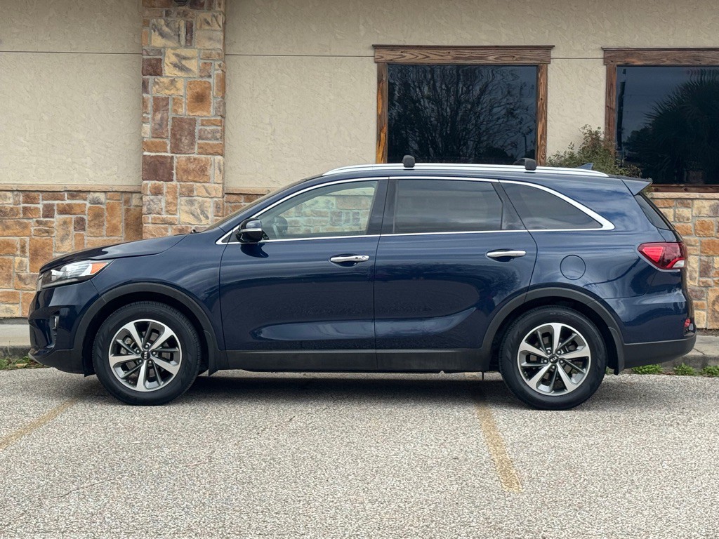 2019 Kia Sorento Image 2