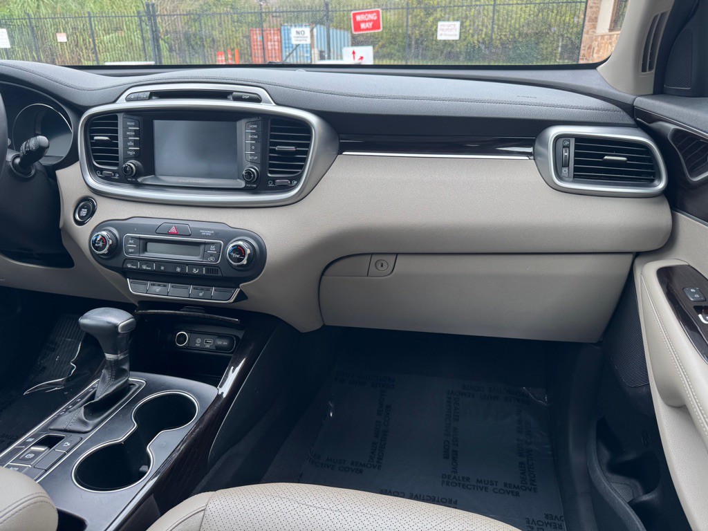 2019 Kia Sorento Image 14